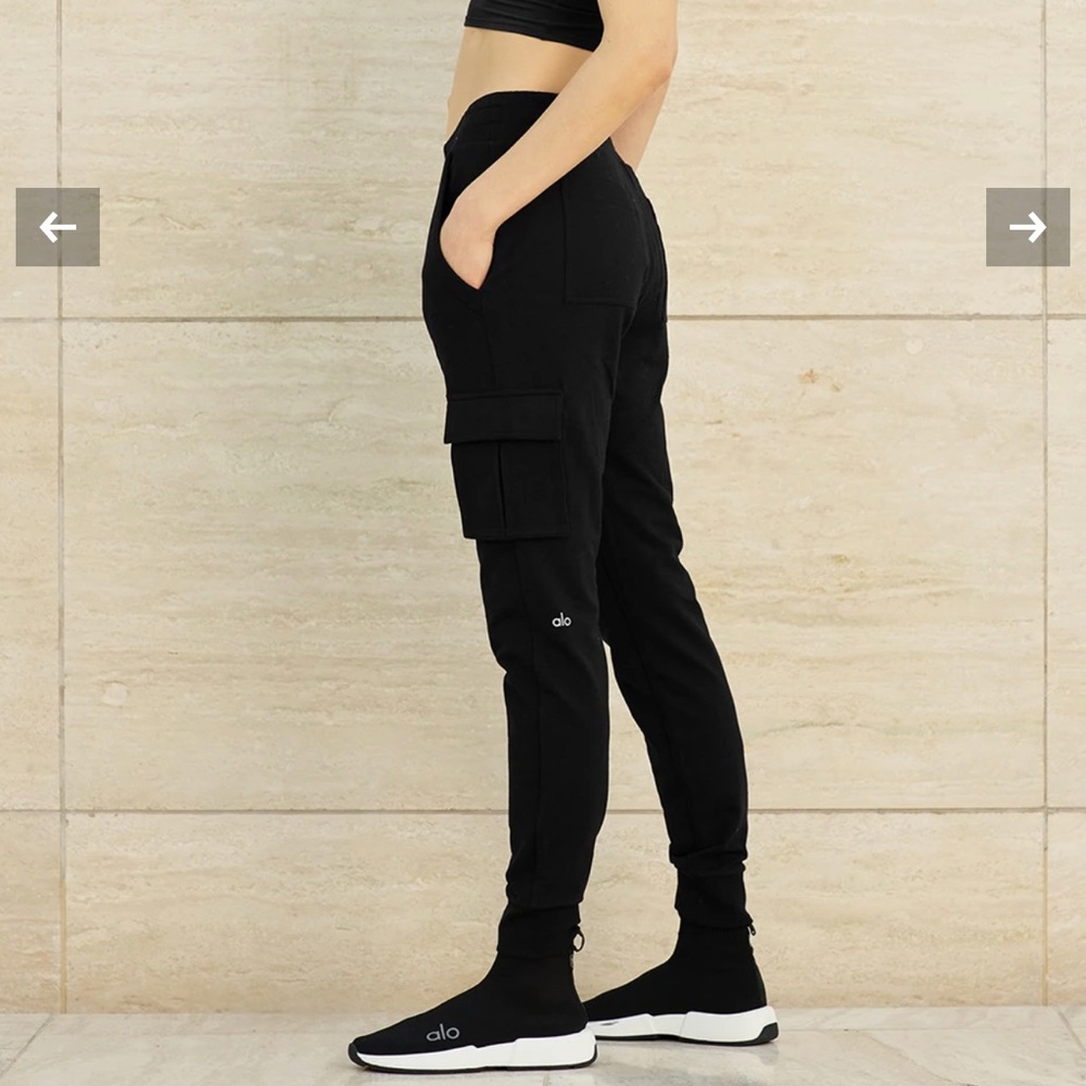 Alo Unwind Cargo Pants
